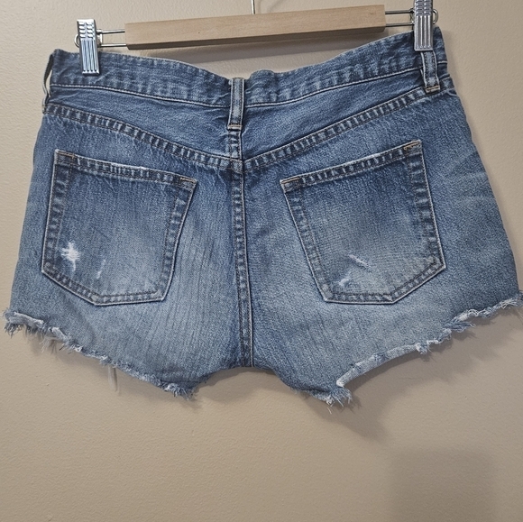 J Crew Women's Size 24 Shorts Cutt Off Distressed - Picture 2 of 4